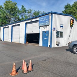 Exterior photo of Catoctin Automotive - Leesburg, Virginia Exterior photo of Catoctin Automotive - Leesburg, Virginia