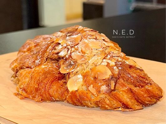 Momento Gelato and Coffee by null