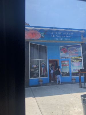 La Flor Bakery by null