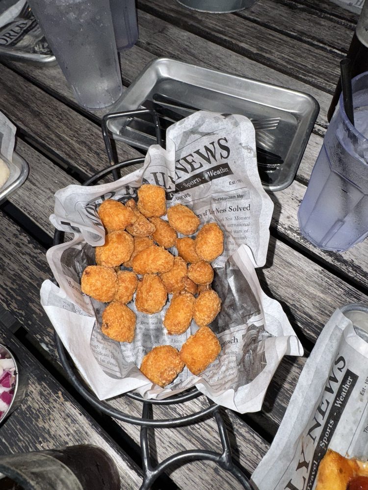 Between The Lakes Tap House Logo