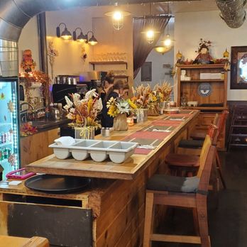 Lake House Cafe - Cafes Near Me - Sparta Township, New Jersey
