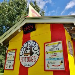 Good Boy Hotdogs - Exterior