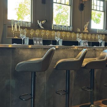 Cloak & Dagger Wines - Wineries Near Me - Paso Robles, California Cloak & Dagger Wines - Wineries Near Me - Paso Robles, California