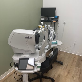 Oasis Optometry - Pre-Testing Room - Optometrists Near Me - Chino, California