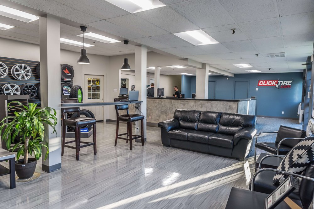 CLICK TIRE Updated May 2024 1240 Rue Graham Bell, Boucherville