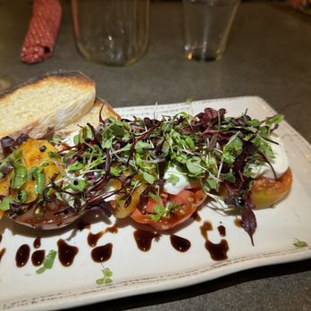 Bird & Jim - Heirloom tomato caprese salad - New American Near Me - Estes Park, Colorado Bird & Jim - Heirloom tomato caprese salad - New American Near Me - Estes Park, Colorado