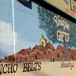 Little Shops on Rio Grande - Outside mural.