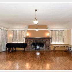 Kirkland Woman's Club