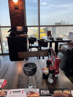 TGI Fridays by null