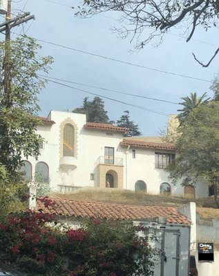 The Los Feliz Murder Mansion, 2475 Glendower Pl, Los Angeles