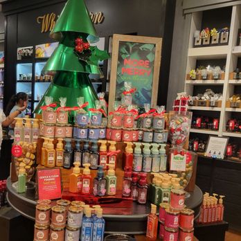 BATH & BODY WORKS - Updated February 2026 - 29 Photos & 32 Reviews