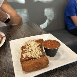 Flatbread Grill & Bar - Mozzarella sticks