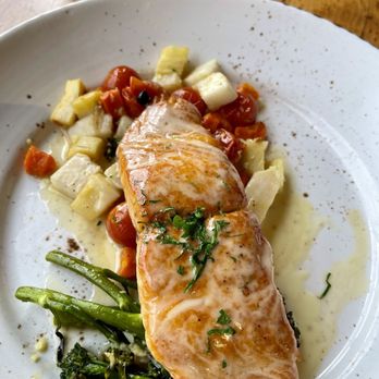 Edison, Craft Ales + Kitchen - Salmon with parsnip medley - Gastropubs Near Me - Asheville, North Carolina Edison, Craft Ales + Kitchen - Salmon with parsnip medley - Gastropubs Near Me - Asheville, North Carolina