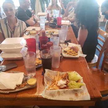 Gilligan's At the Dock - American Near Me - Moncks Corner, South Carolina