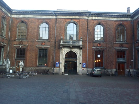 Kunsthal Charlottenborg by null