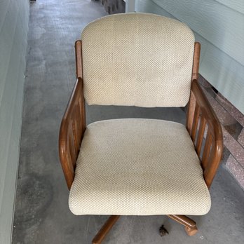 Slipcovers & Custom Upholstery - Dining chair - Furniture Reupholstery Near Me Slipcovers & Custom Upholstery - Dining chair - Furniture Reupholstery Near Me