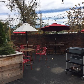 Mayfly Coffee - Cute outdoor area - Coffee & Tea Near Me - Signal Mountain, Tennessee