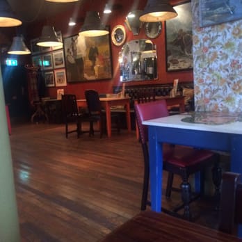 Palacio Lounge - Bars Near Me - Falmouth, CON