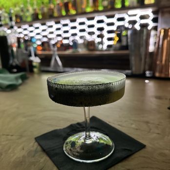 Oise Ristorante - Matcha Vesuvio - A blend of matcha, described as herbal, earthy, and unexpectedly smooth. It's a great twist to a peruvian Pisco Sour. - Wine Bars Near Me - Fort Myers, Florida Oise Ristorante - Matcha Vesuvio - A blend of matcha, described as herbal, earthy, and unexpectedly smooth. It's a great twist to a peruvian Pisco Sour. - Wine Bars Near Me - Fort Myers, Florida