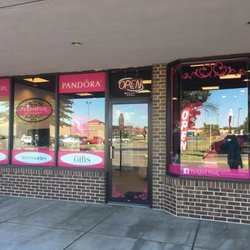 Tickled Pink Boutique & Gift - Tickled Pink offers fabulous finds in fashion and fun.
