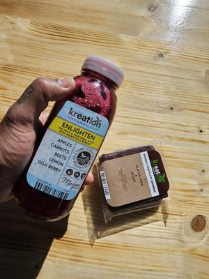 Kreation Organic Juicery & Avoholic Bar - Toluca Lake by null