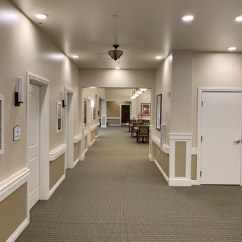 Parkland Memory Care - hallway - Assisted Living Facilities Near Me - Chandler, Arizona