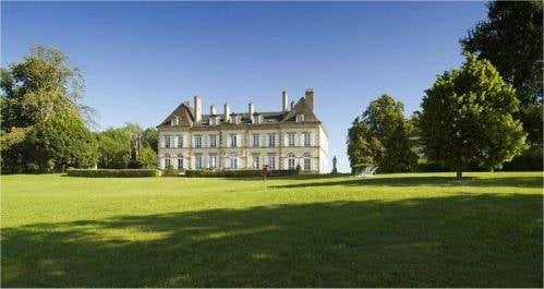 Restaurant - Le Château d'Ygrande by null