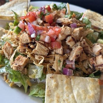 Applebee's Grill + Bar - NEW Quesadilla Chicken Salad - Sports Bars Near Me - West Jordan, Utah
