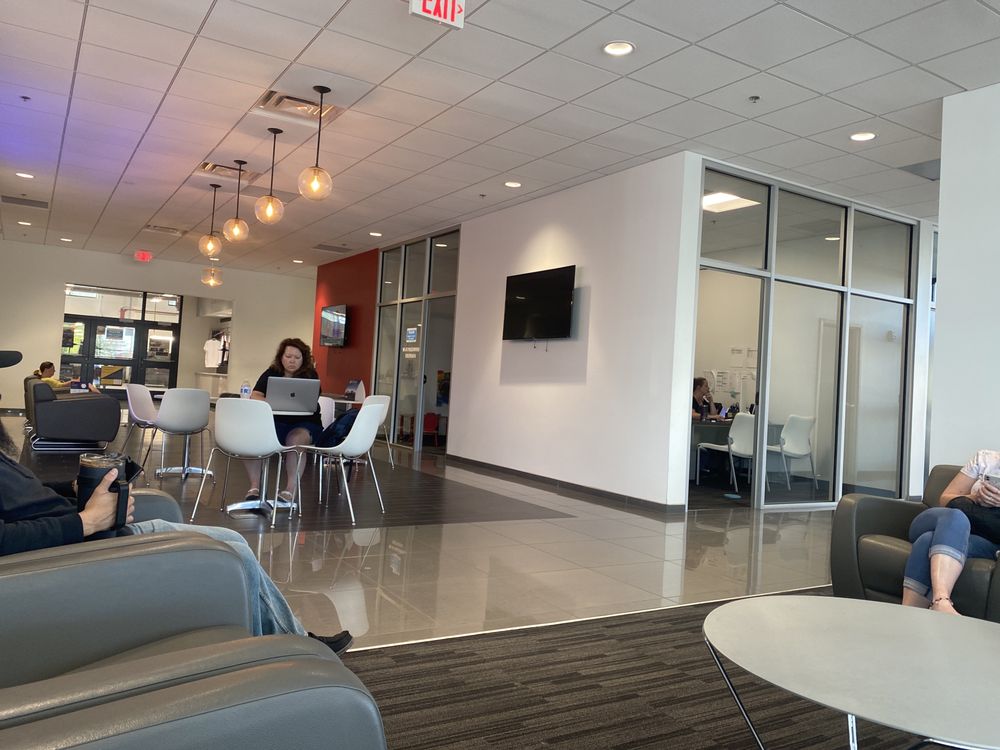 FIESTA KIA Updated August 2024 16 Photos & 66 Reviews 7400 Lomas