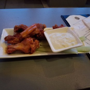 Leaf Bar & Lounge - Chicken wings - Lounges Near Me - Flushing, New York Leaf Bar & Lounge - Chicken wings - Lounges Near Me - Flushing, New York