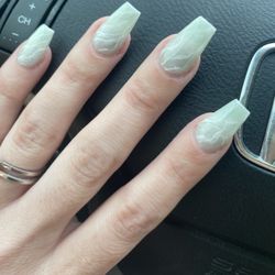 ST Nail Studio - Jade marble design