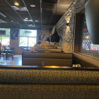 De Rice - Dining room - Thai Near Me - Johnston, Iowa