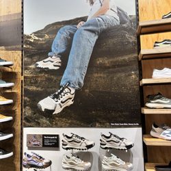 Vans - Vans wall advertising hiking shoes