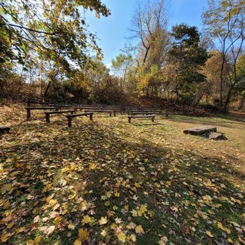 Wolcott Park - Looks like an outdoor classroom - Parks Near Me - West Hartford, Connecticut Wolcott Park - Looks like an outdoor classroom - Parks Near Me - West Hartford, Connecticut
