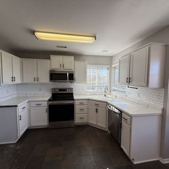 Dust N Shine by Caroline - Kitchen - Home Cleaning Near Me Dust N Shine by Caroline - Kitchen - Home Cleaning Near Me