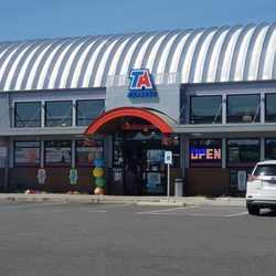 Bens Market#17 - Ethanol free gas found here