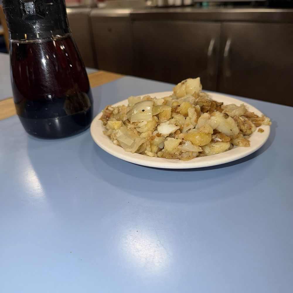 Seneca Towne Restaurant - Home fries - Greek Near Me - Buffalo, New York Seneca Towne Restaurant - Home fries - Greek Near Me - Buffalo, New York