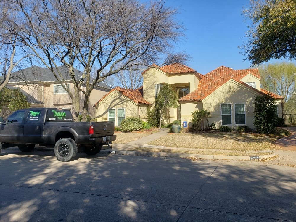 Slide of Tomahawk Construction and Roofing