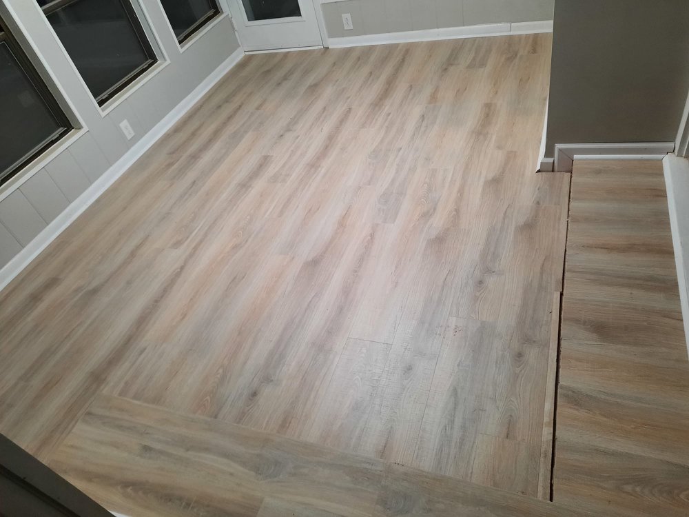 Slide of CastMart Multiservices