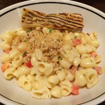 Corner Bakery Cafe - Bacon Tomato Mac & Three Cheese - Delis Near Me - Fairfax, Virginia