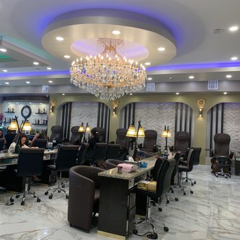 Vinci Nail Spa - Nail tech stations - Nail Salons Near Me - High Point, North Carolina Vinci Nail Spa - Nail tech stations - Nail Salons Near Me - High Point, North Carolina
