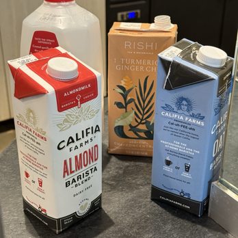 Copa Vida - Coffee & Tea Near Me - Glendale, California