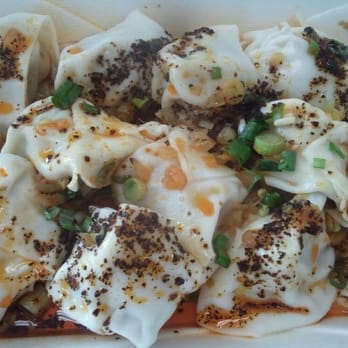 White Bear - #6 Wontons in hot sauce (not hot at all), 12 pieces. - Chinese Near Me - Flushing, New York White Bear - #6 Wontons in hot sauce (not hot at all), 12 pieces. - Chinese Near Me - Flushing, New York