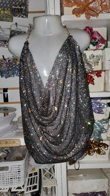 La Casa de las Viejas (Fabric and Lenceria) by null