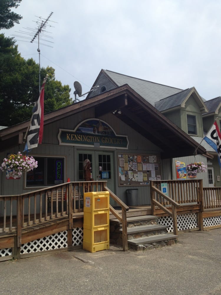 KENSINGTON GROCERY Updated September 2024 98 Amesbury Rd, Kensington, New Hampshire