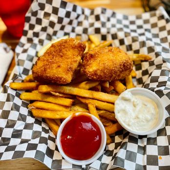McKinley Creekside Cafe - Halibut and chips - Cafes Near Me - Denali, Alaska