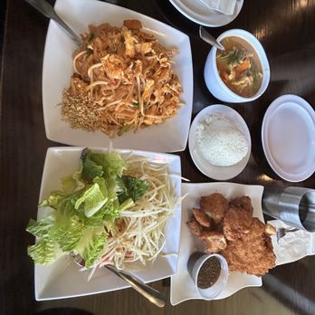 Sala Thai - Coconut rice, Curry, Pad Thai, Crispy Fish with Sweet Garlic Sauce - Thai Near Me - Fremont, California Sala Thai - Coconut rice, Curry, Pad Thai, Crispy Fish with Sweet Garlic Sauce - Thai Near Me - Fremont, California