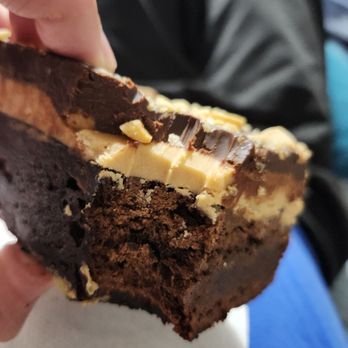 Di Tazza - Peanut butter brownie - Italian Near Me - Vancouver, Washington Di Tazza - Peanut butter brownie - Italian Near Me - Vancouver, Washington