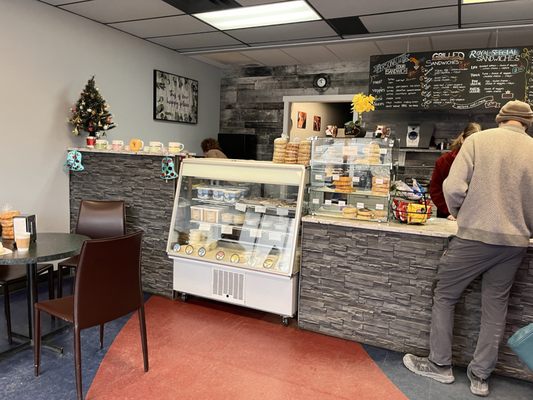 Mount Royal Bagel Factory by null
