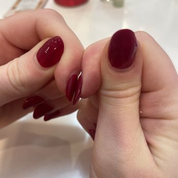 Top Nails Spa & Waxing - Uneven lengths of index fingers - Nail Salons Near Me - Thousand Oaks, California